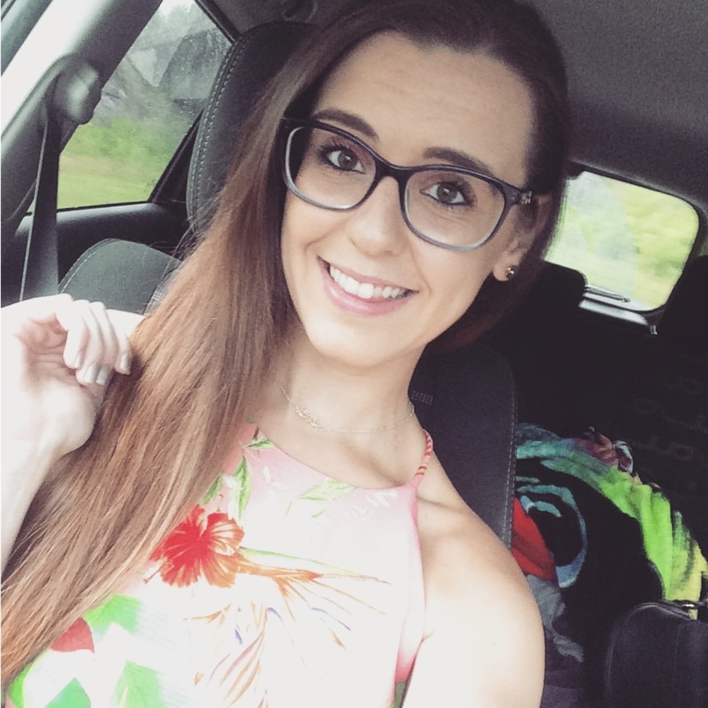 Meet your Posher, Sara